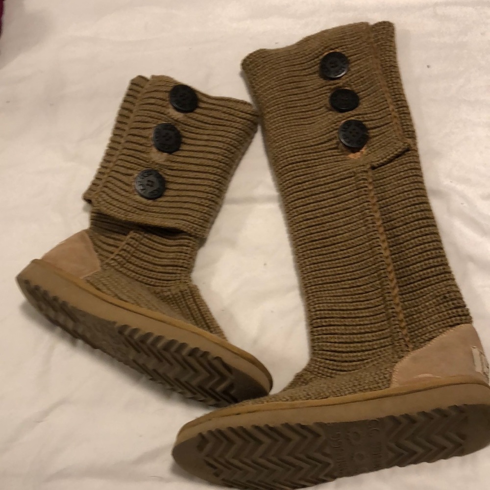 UGG knitted boots size 8